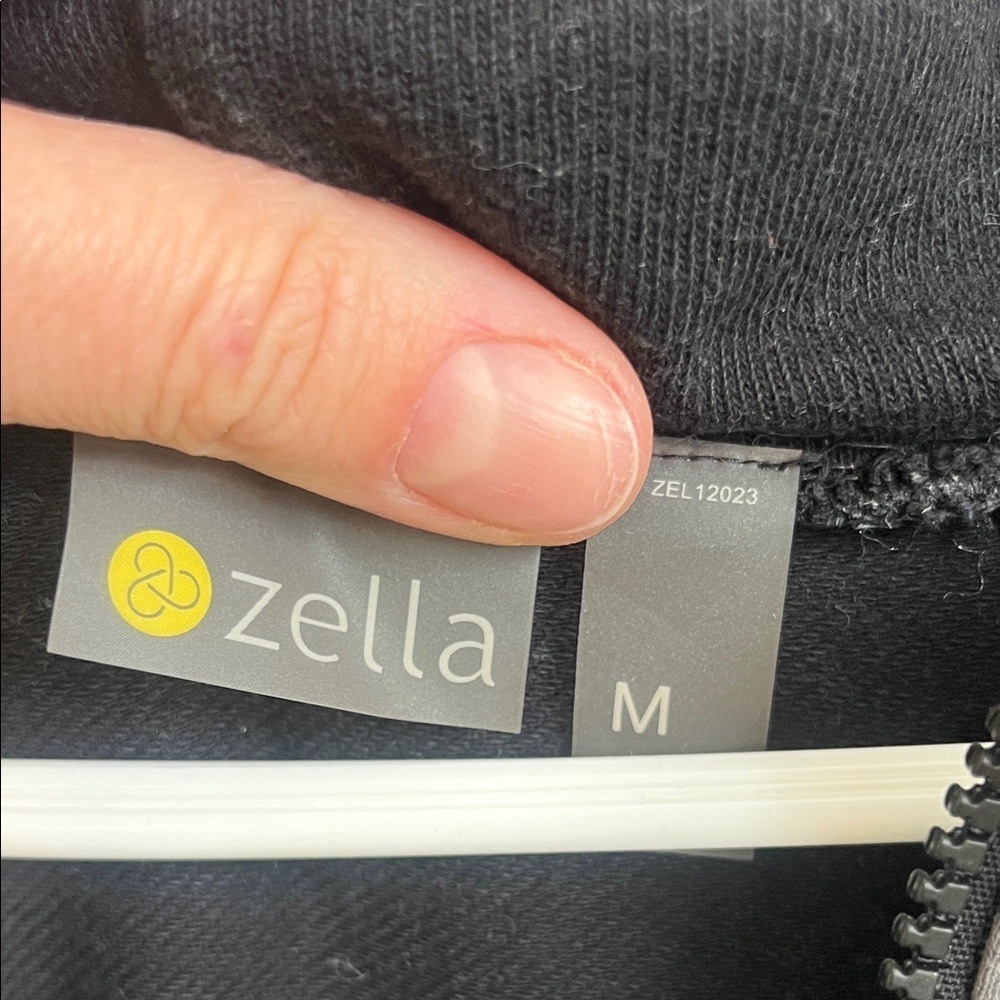 Zella Black & Gray Printed Utility Zip Hoodie Jacket - Picture 2 of 6